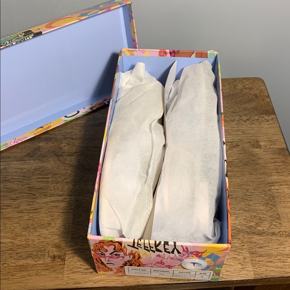 Jeffrey Campbell EUC Chance White Sz 8 Slingback Sandal Adjustable Strap Thong - Picture 10 of 12